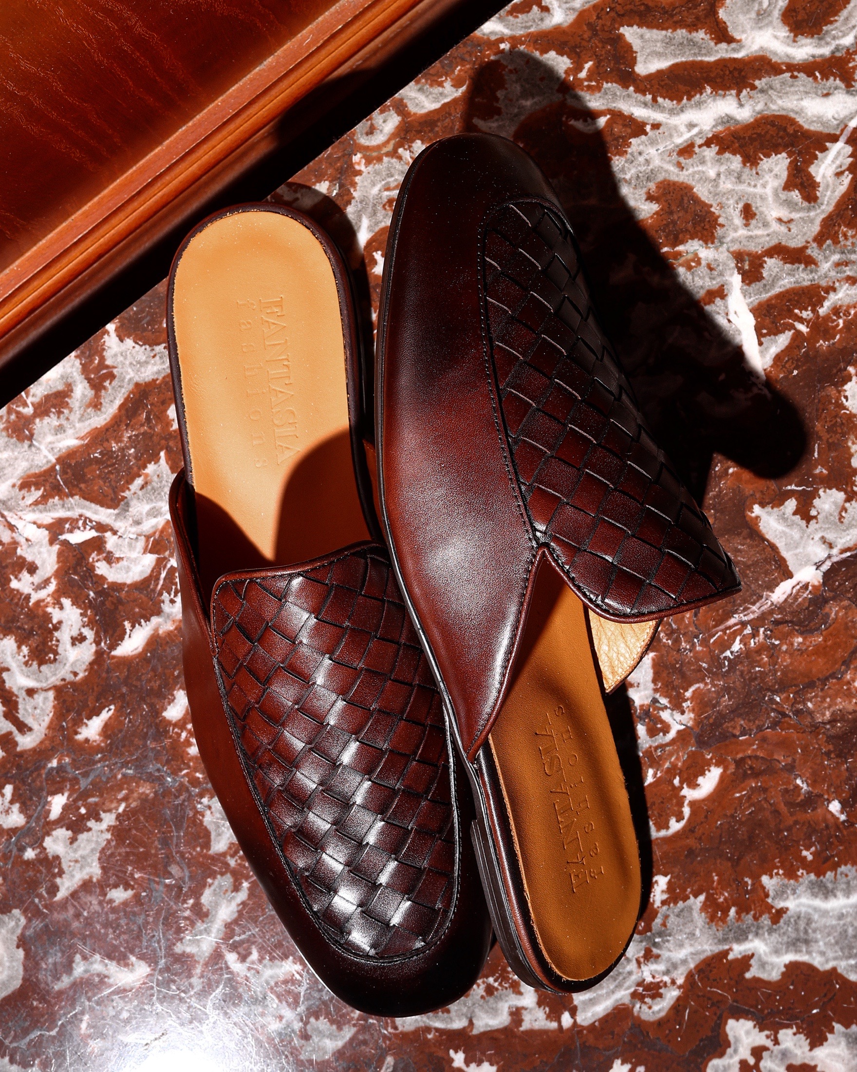 سليبر لوڤر- Slip-on Loafer